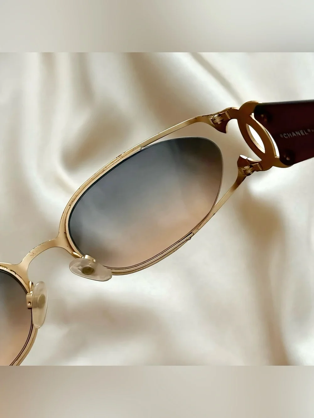 AUTHENTIC VINTAGE CHANEL 4023 C.138 VINTAGE RIMLESS GRADIENT CC LOGO SUNGLASSES